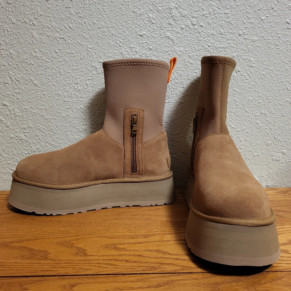 NWOB UGG Tan Classic Dipper Platform Boots Size 11